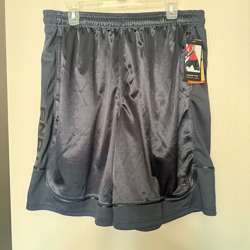 NWT Men’s Grey Basketball Shorts size L